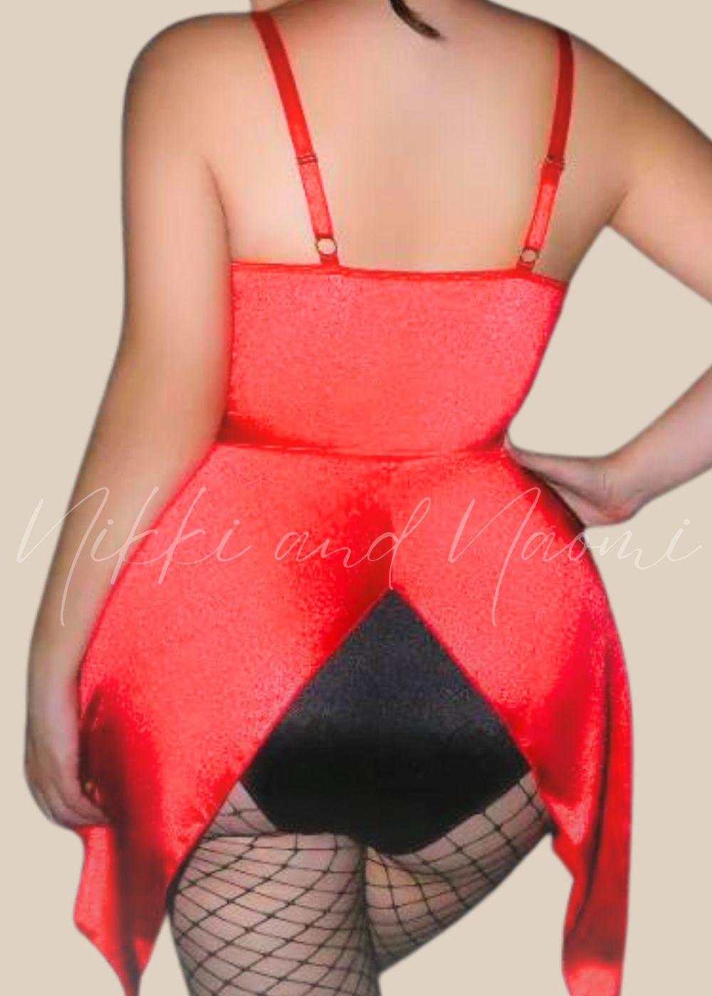 Sexy plus-size costume for playful occasions