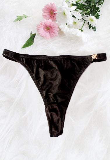 Skin To Skin Black Breakaway Clip Thong, NikkiandNaomi